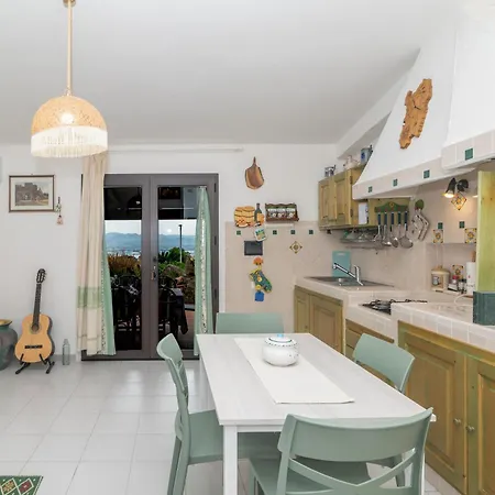 Dom wakacyjny Rosemary House *